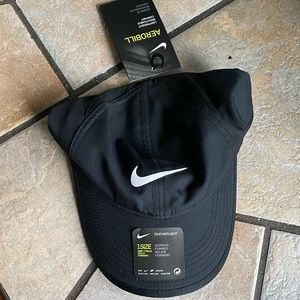 Nike Featherlight Tennis Hat